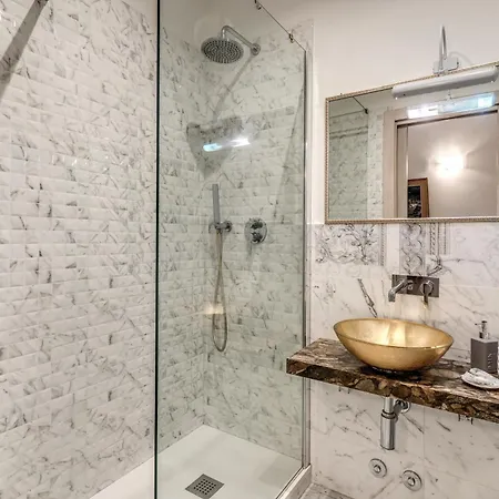 Biancalunagiulia بيت ضيافة روما