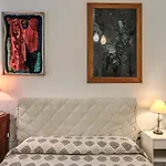 Biancalunagiulia Pensión 4*